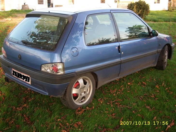 Peugeot 106 2tal skadet billede 2