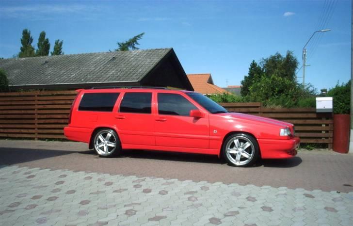 Volvo 850 R - Endelig færdig med slavepudseriet, pyyyhhh... billede 1