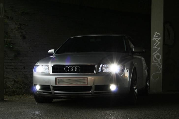 Audi A4 [SOLGT] billede 4