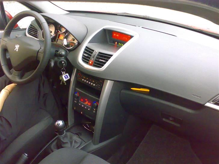 Peugeot 207 S16 HDI "solgt" billede 4
