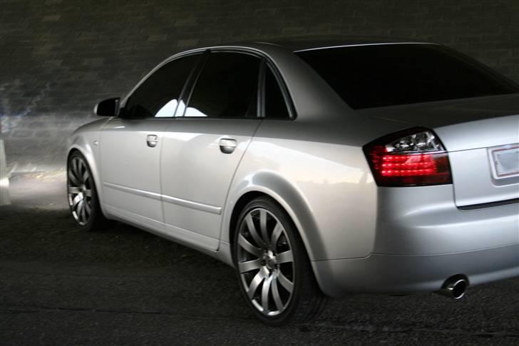 Audi A4 [SOLGT] billede 7