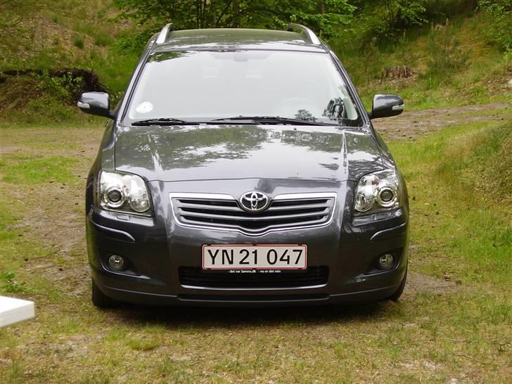 Toyota Avensis Stationcar billede 10