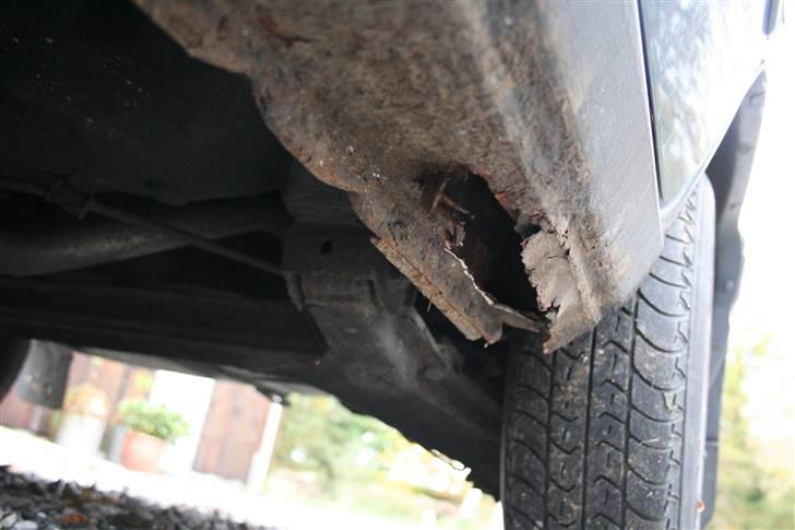 Opel Kadett E (DØD) 1987- - Det må være et udløb af en slags billede 7