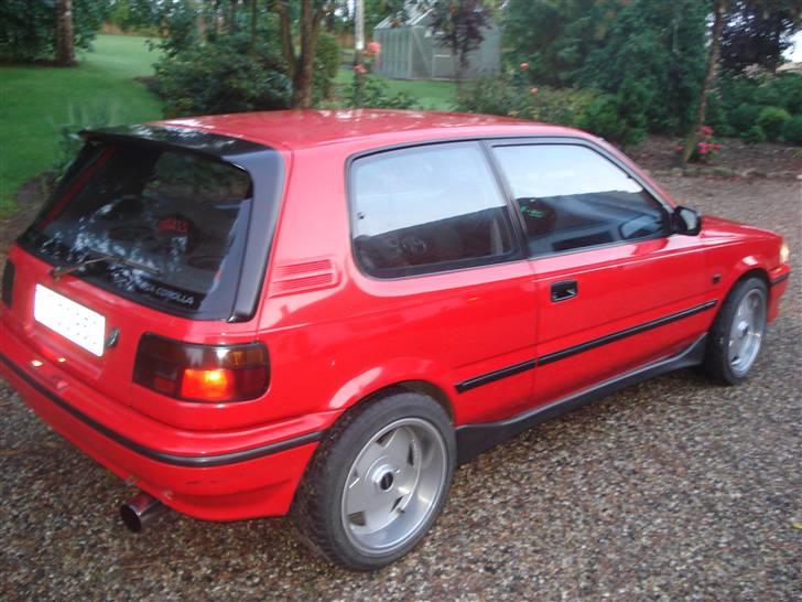 Toyota corolla 1,3 Xli Død billede 3