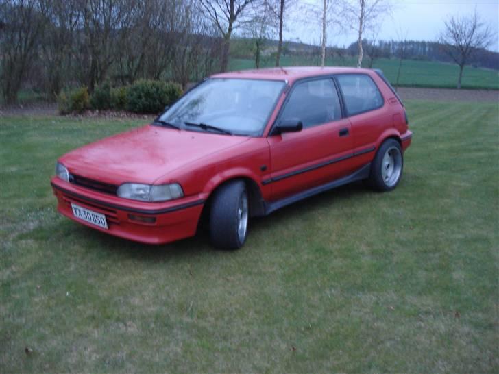 Toyota corolla 1,3 Xli Død billede 4