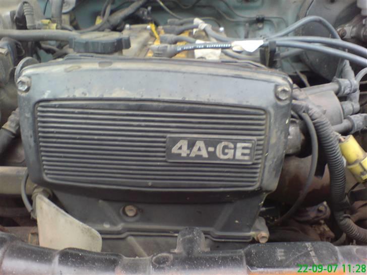 Toyota Corolla GT AE86 *solgt* billede 9