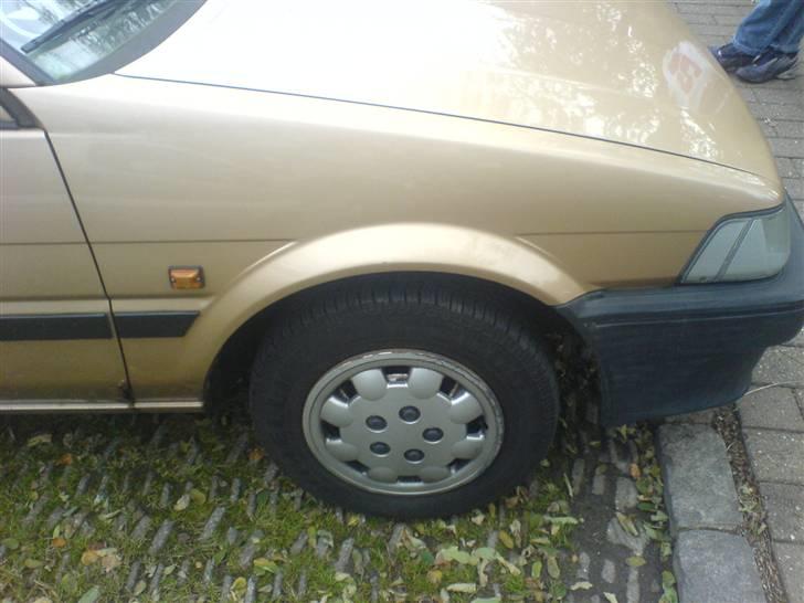 Toyota Corolla Solgt - bbaahh plastik lort billede 2