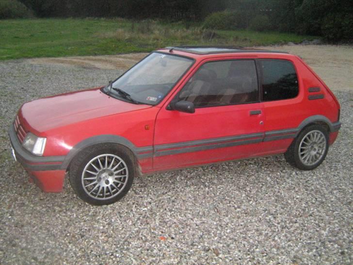 Peugeot 205 GTI [Solgt] billede 2