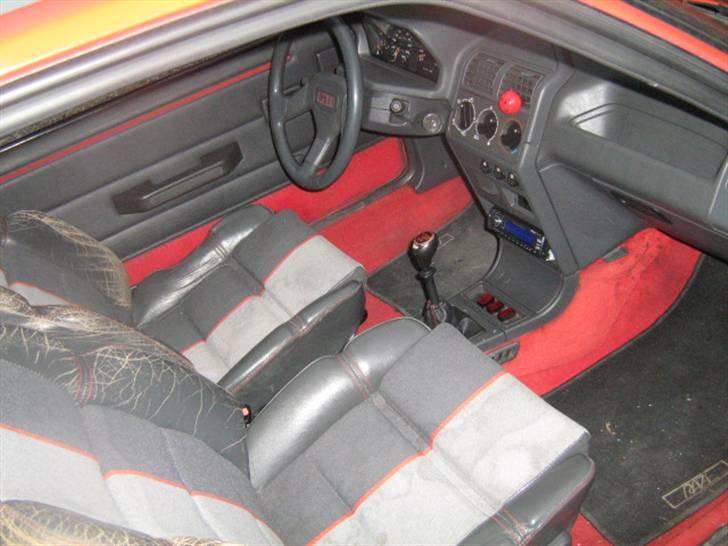 Peugeot 205 GTI [Solgt] billede 4