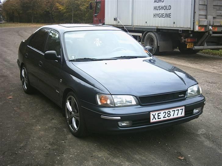 Toyota carina e billede 8