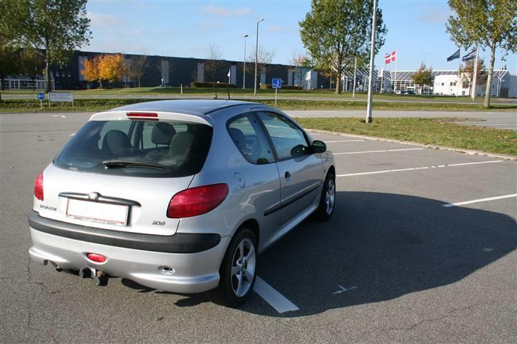 Peugeot 206 billede 3