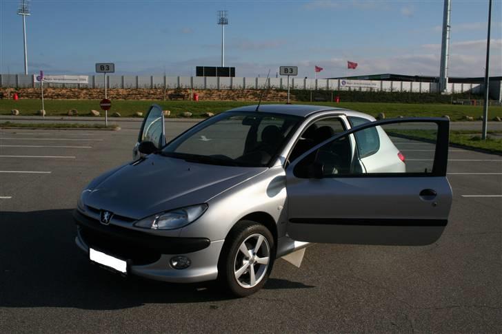 Peugeot 206 billede 10