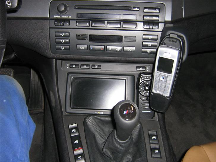 BMW E46 330i SOLGT billede 4