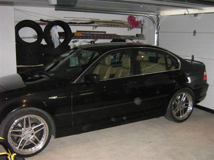 BMW E46 330i SOLGT billede 8
