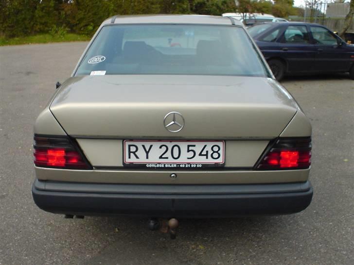 Mercedes Benz W124 - 260E (SOLGT) billede 7