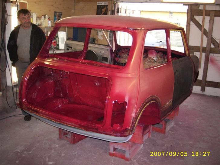 Mini maskot  - lige inden den bliver malet billede 9