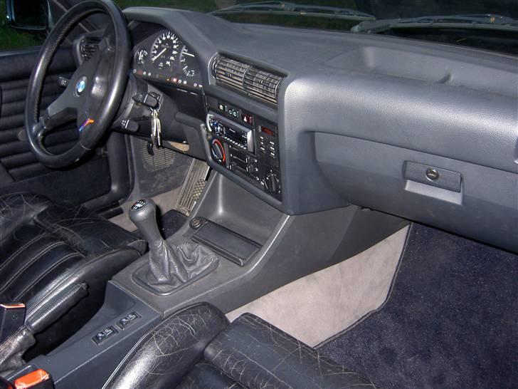 BMW E30 324TD Blev stjållet  billede 7