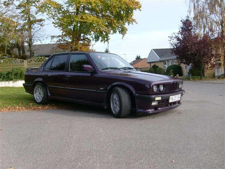 BMW E30 325 *SOLGT* billede 1