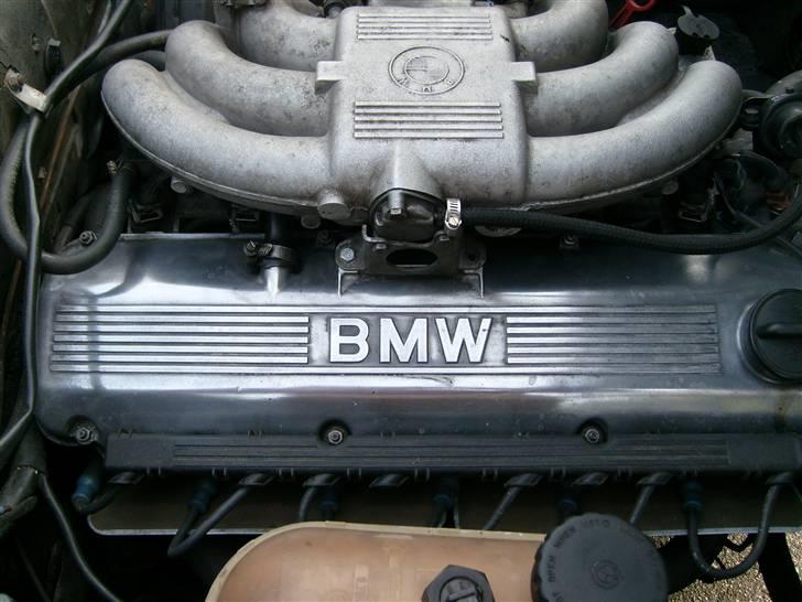 BMW E30 325 *SOLGT* billede 11
