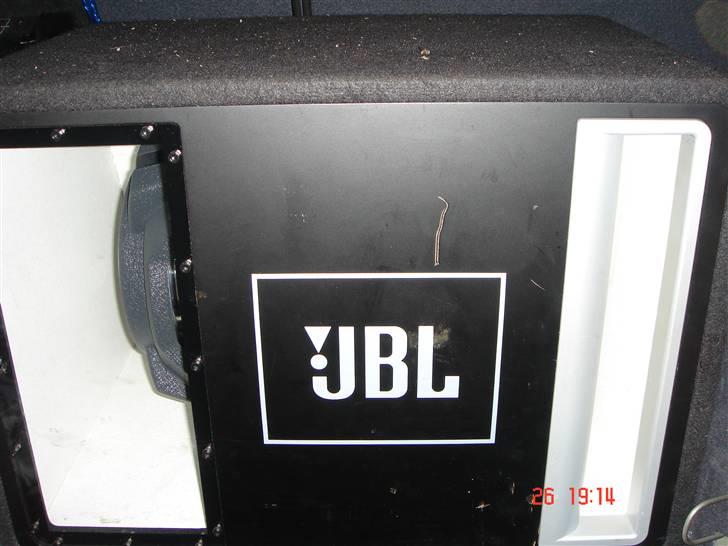 Opel vectra b - jbl 12" billede 14