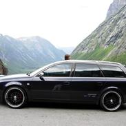 Audi A6 Avant Quattro SOLGT!