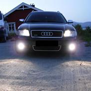 Audi A6 Avant Quattro SOLGT!