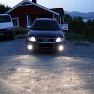 Audi A6 Avant Quattro SOLGT!