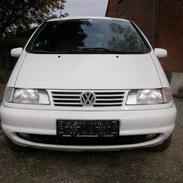 VW Sharan 1.8T 230hk- SOLGT-