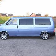 VW Caravelle BUS