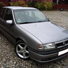 Opel Vectra A - SOLGT