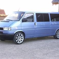 VW Caravelle BUS