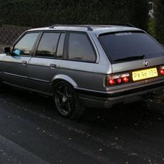 BMW 324 td
