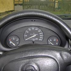 Opel Corsa B 1,4I