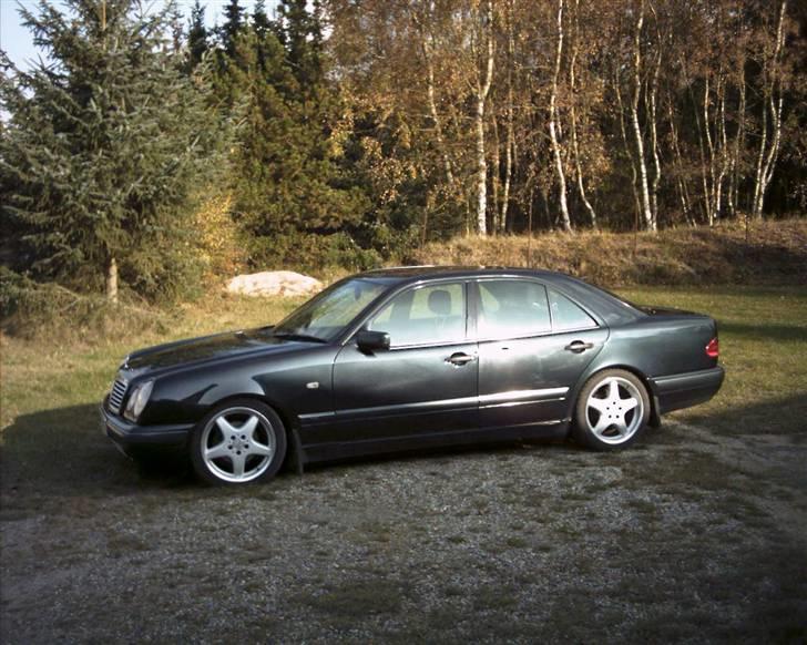 Mercedes Benz E klassen Classic billede 1