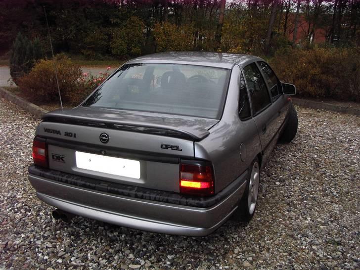 Opel Vectra A - SOLGT billede 2