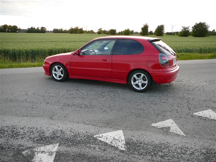 Toyota Corolla G6R  SOLGT - 3-2-08 Pioneer 6x9 380watt højtalere + Blaupunkt GT 2/1 kanals forstærker  billede 3