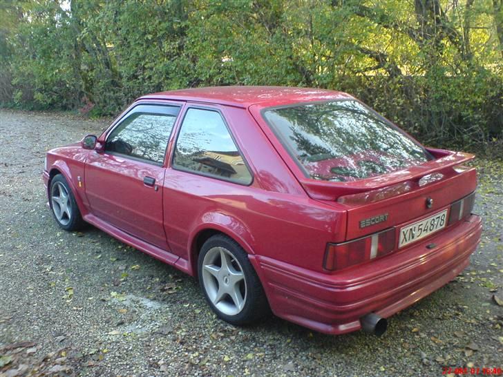 Ford escort solgt og død også billede 4