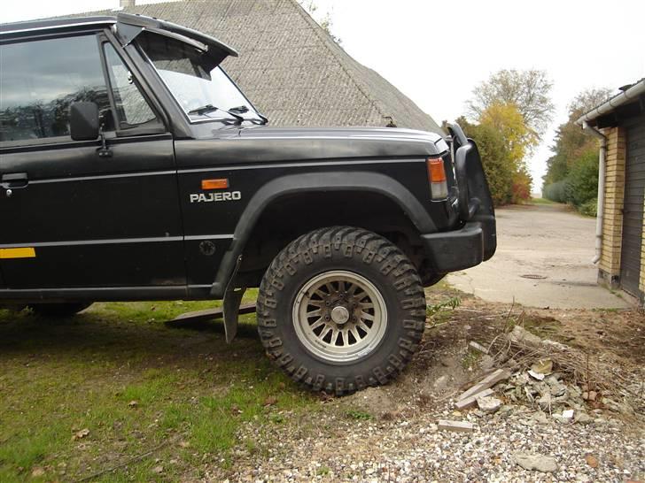 Mitsubishi Pajero 2,5 TD * Solgt  * billede 4