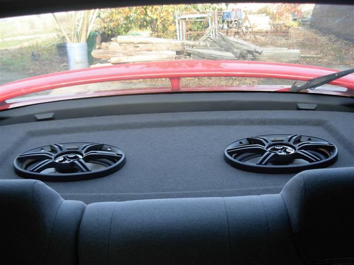 Mazda 323 F billede 3