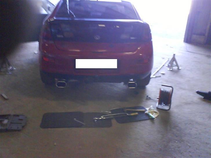 Mazda 323 C. solgt - udstødnings system billede 2