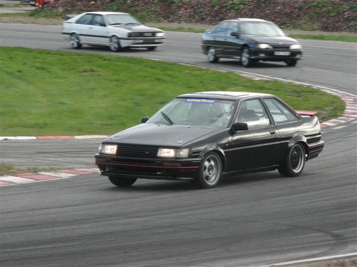 Toyota Corolla Coupe AE86 billede 6