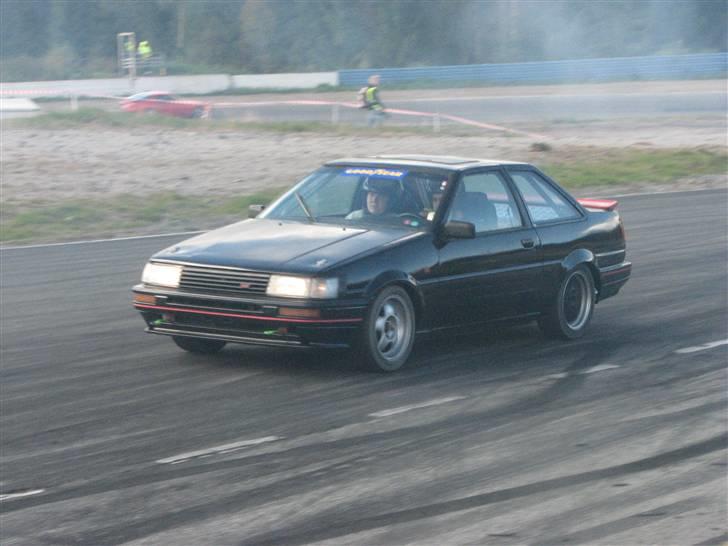 Toyota Corolla Coupe AE86 billede 8