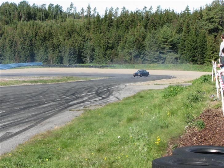 Toyota Corolla Coupe AE86 - lidt sidelæns kan den vel køre billede 10