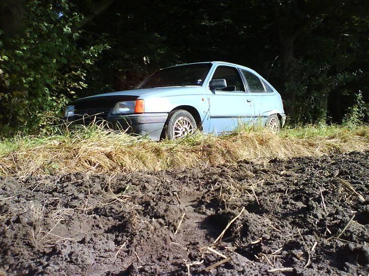 Opel Kadett E CC *DØD* - En tur i det Grønne :D billede 2