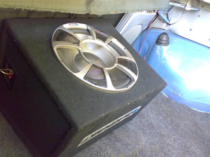 Opel Kadett E CC *DØD* - Min 12" Samt Forstærker ( Det Er Ikke Nok )  billede 6