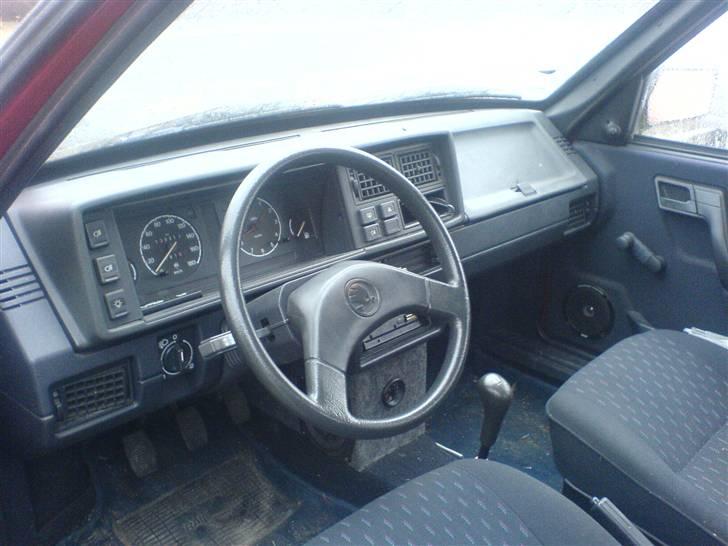 Skoda Favorit135LX Turbo Byttet billede 8