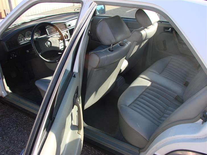 Mercedes Benz 190e  (SOLGT) - FØR billede 3