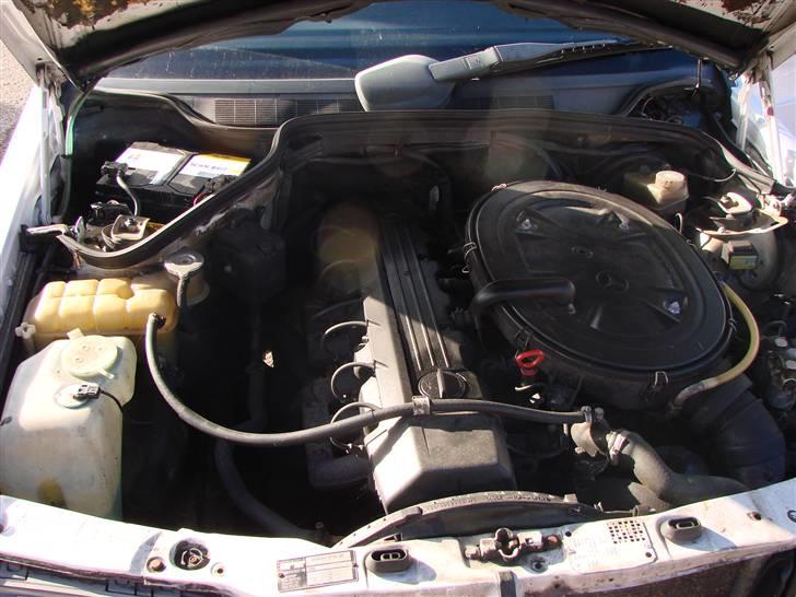 Mercedes Benz 190e  (SOLGT) billede 6