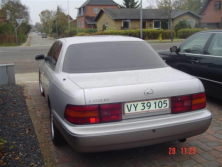 Lexus LS 400 billede 4