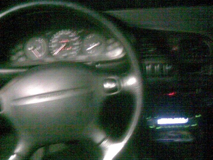 Mazda 323 C. solgt - kabine billede 8